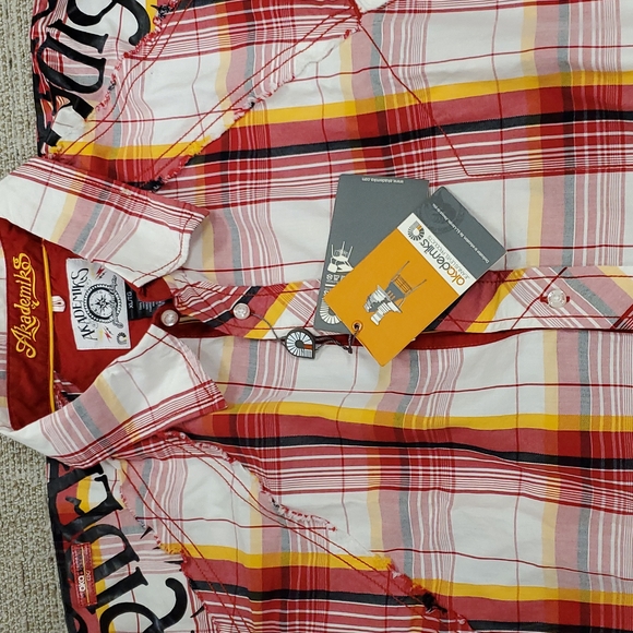 Akademiks Fray Plaid Men's XL button down shirt red, yellow, white and black - Picture 4 of 5